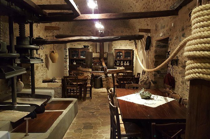 Private Tour in Historic Estate in Monemvasia with wine-olive oil tasting & meal - The Value and Price