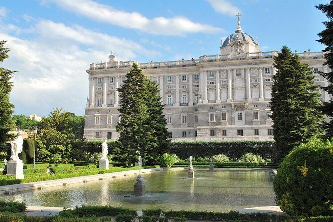 Private Tour: Madrid and The Royal Palace - Detailed Breakdown of the Itinerary
