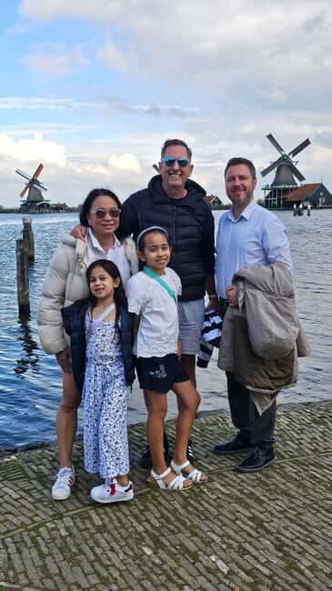 Private tour Mercedes Van, Zaandam, Zaanse Schans & Volendam - Itinerary Breakdown: A Day in Dutch Charm