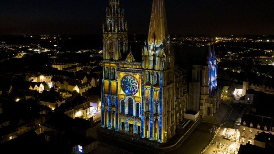 Private tour of Chartres town from Paris - Is It Worth the Price?