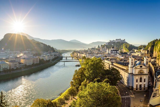 Private tour of Melk, Hallstatt and Salzburg from Vienna - Weighing the Pros and Cons