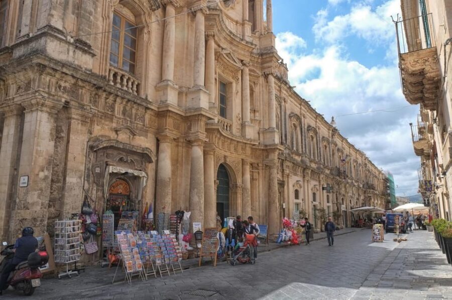 Private tour of Noto and wine tasting from Syracuse - Noto’s Architectural Marvels