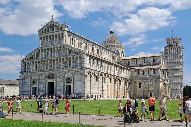 Private Tour of Pisa with Leaning Tower and Cathedral Entry - The Itinerary in Detail