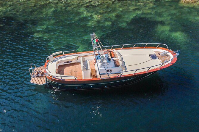 Private tour of the island of Ischia on a Fratelli Aprea gozzo - The Experience on Board