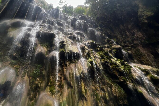 Private Tour of Tolantongo Grottoes with Transportation from CDMX - What Do the Reviews Say?