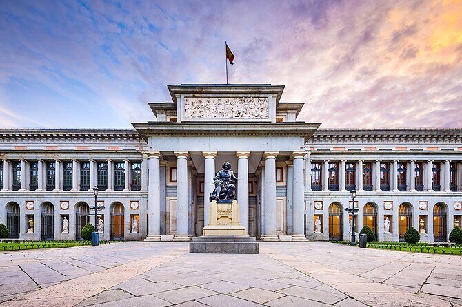 Private Tour Prado Museum & City Tour with Flamenco - Exploring Madrid’s Historic Center