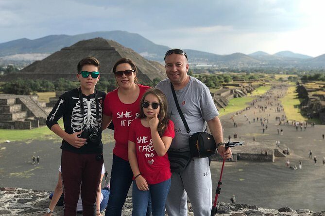 Private Tour: Pyramids of Teotihuacan, Tlatelolco & Basílic of Guadalupe - Visiting Tlatelolco