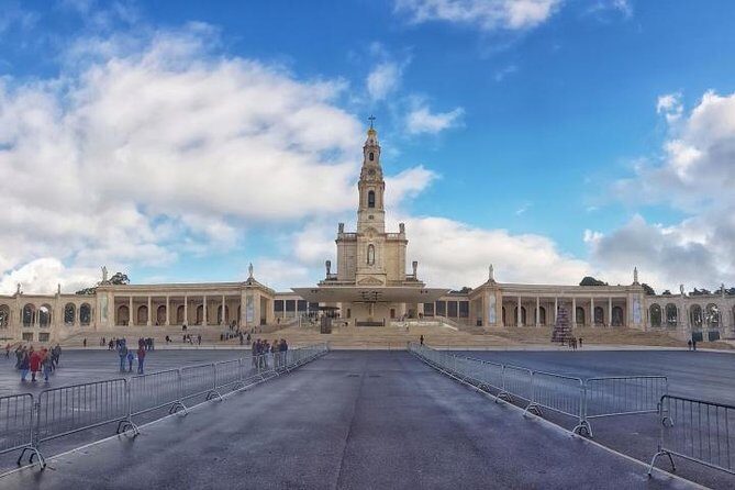 Private Tour - Religious Fatima, Nazare and Fortified Obidos - Who Should Consider This Tour?