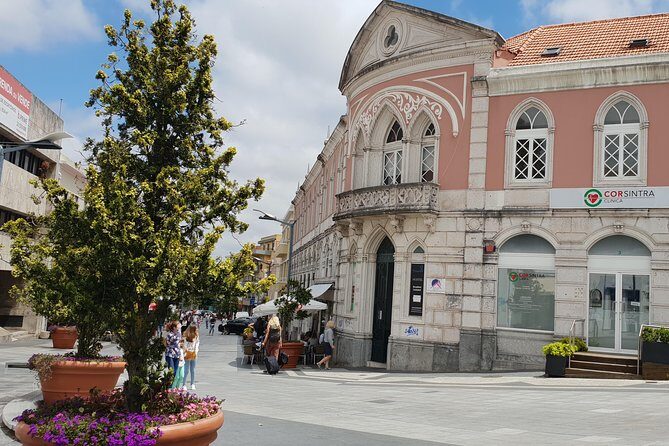 Private Tour Sintra and Cascais Full Day - Who Is This Tour Best For?