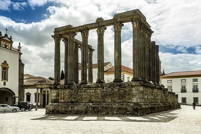 Private Tour to Evora and Monsaraz from Lisbon - What Makes This Tour Stand Out?