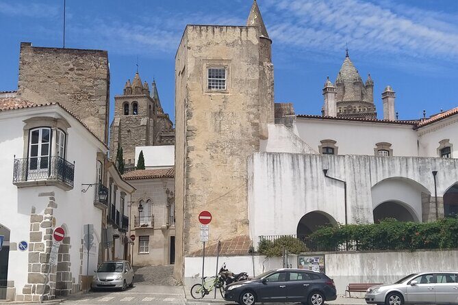 Private Tour to Évora with Wine tasting - Exploring Évora: What to Expect on the Tour