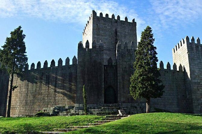 Private tour to Guimarães and Braga - Who Should Consider This Tour?