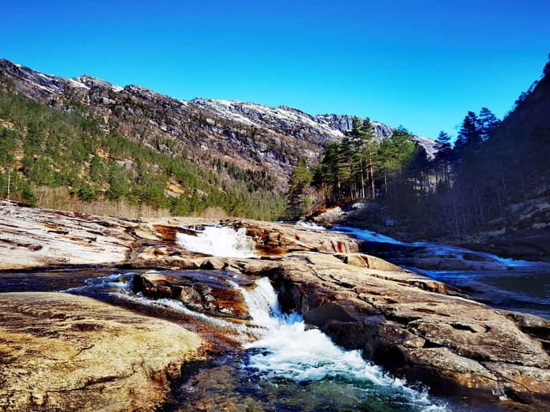 Private tour to Modalen combine with hiking in nature - What’s Included and How It Works