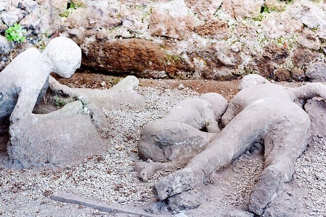 Private Tour to Pompei Sorrento and Positano with English speaking Driver/Guide - Positano: The Cliffside Jewel