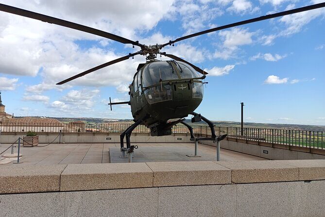 Private Transfer Car with driver from Madrid to Airport - The Sum Up