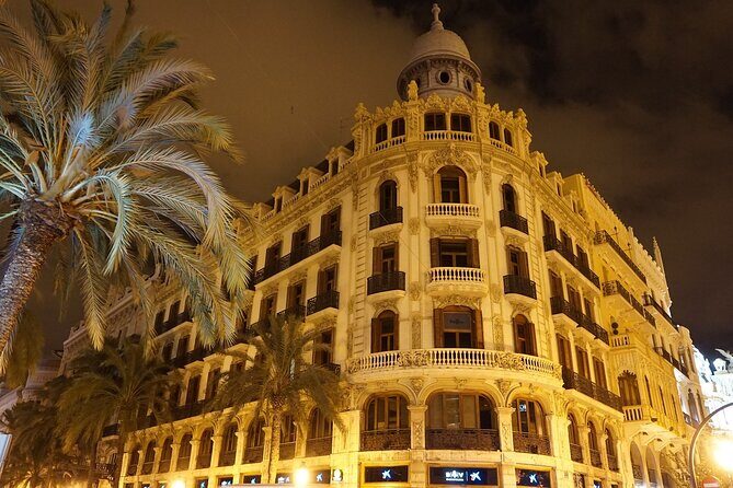 Private Transfer From Barcelona To Valencia With a 2 Hour Stop - The Transport