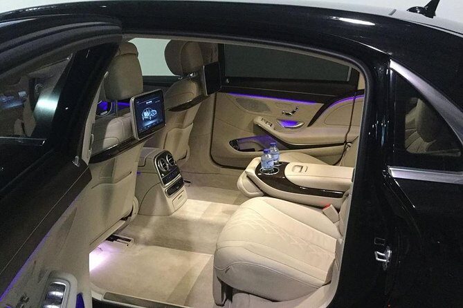 Private Transfer from Brussels Airport to Bruges By Business car - What Makes This Transfer Stand Out?