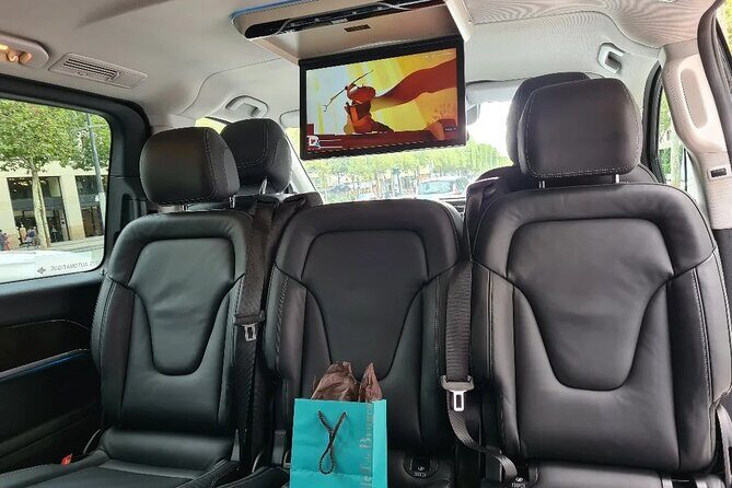 Private Transfer from CDG/ORLY/LBG Airport to Paris (Van-7 Pax) - The Realities of the Experience