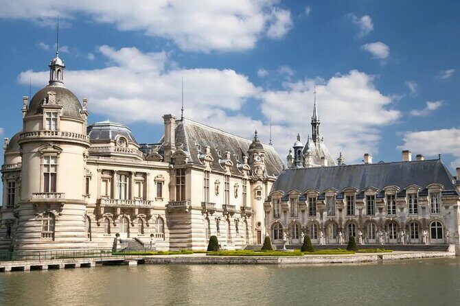 Private transfer from Paris to Chantilly or Chateau de Montvillargenne - How This Transfer Enhances Your Day Trip