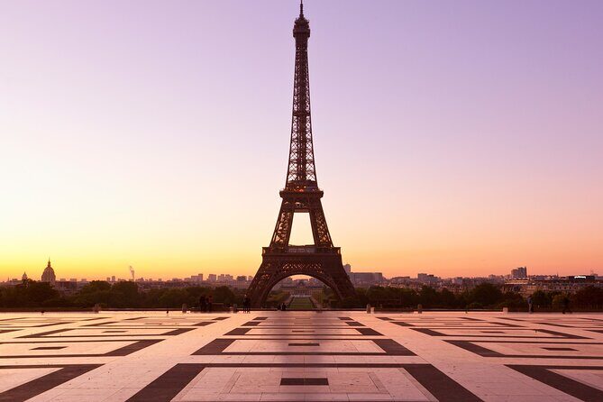 Private Transfer from Paris to Charles de Gaule Airport for 1-3 persons - Who Is This Transfer Best Suited For?