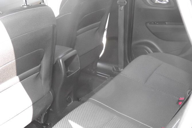 Private Transfer from Porto airport to Porto city, or Porto city to airport - The Value of the Price