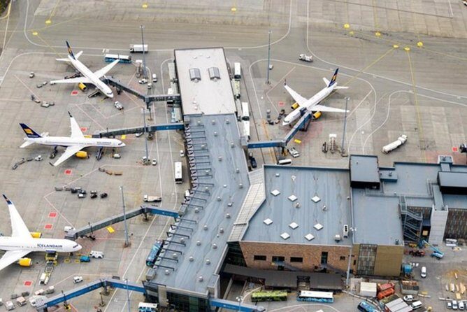 Private Transfer from Reykjavik Hotels to Keflavik Airport - FAQ