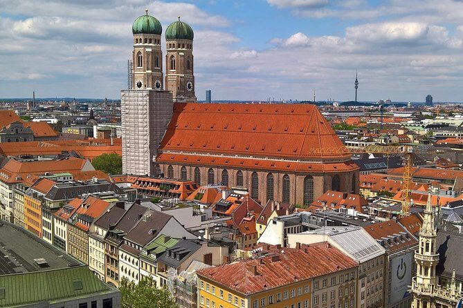 Private Transfer from Vienna to Munich, Hotel-to-hotel, English-speaking driver - Comfort and Vehicle Options