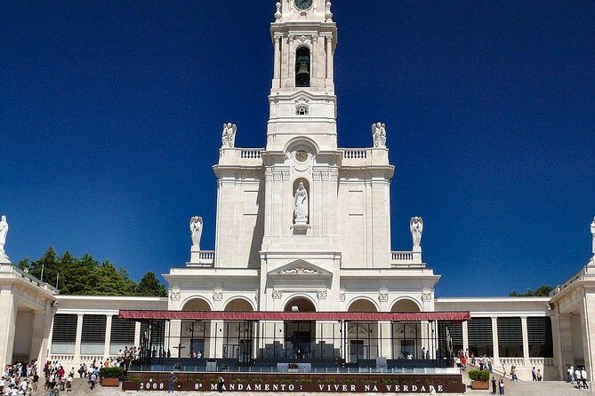 Private Transfer Lisbon to Fatima - The meeting and pickup experience