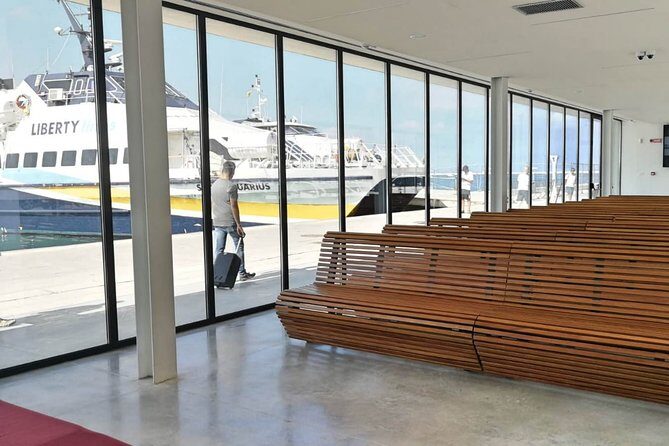 Private Transfer Palermo Airport  Trapani / Favignana - A Closer Look at the Vehicles and Service