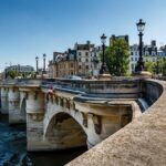 Private Transfer: Paris Airport CDG to Paris City by Business Car - What the Reviews Say