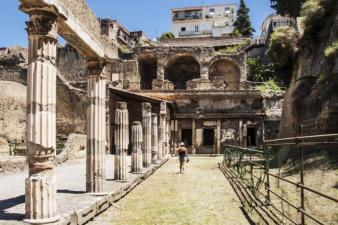 Private Transfer PRAIANO to ROME or vv ( Pompeii stop optionable) - Booking and Practical Details