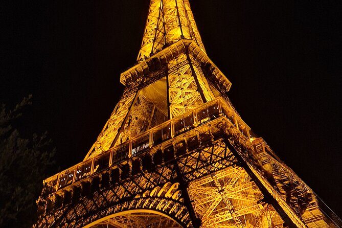 Private transfer to Reims or Epernay : one way OR 8 hours tour - Who Should Book This?