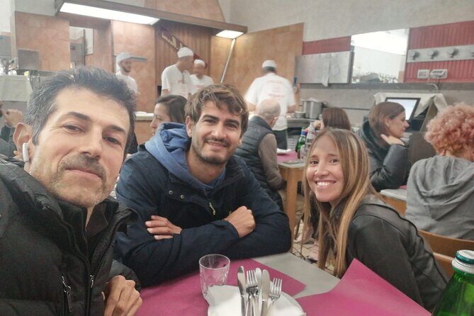 Private transport from Fiumicino Airport to Rome City or vice versa - The Booking Process and Additional Costs