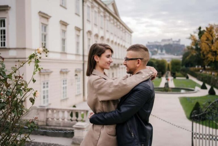 Private Vacation Photoshoot with Photographer in Salzburg - What to Expect from Your Salzburg Photoshoot