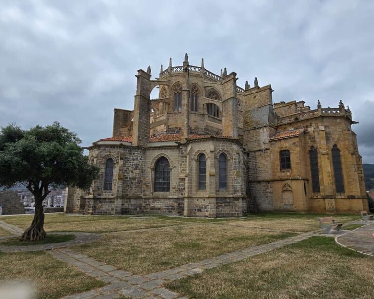 Private visit to Castro Urdiales: the great fishing village - Breaking Down the Itinerary