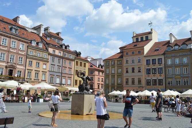 Private walking tour: all about Warsaw - Starting Point: Sigismunds Column