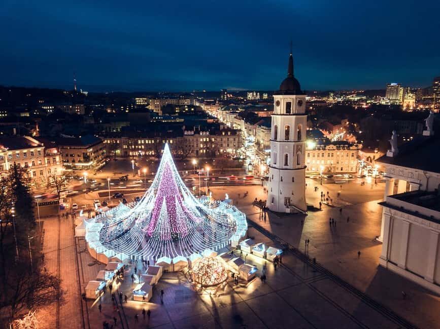 Private Walking Tour Around Vilnius During Christmas Time - What’s Included and How It Works