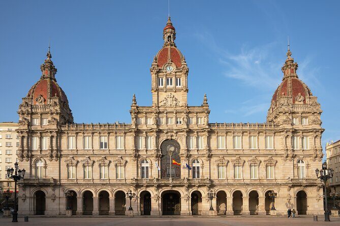 Private Walking Tour in Coruña with Beer or Wine - The Tasting: A Perfect Finish