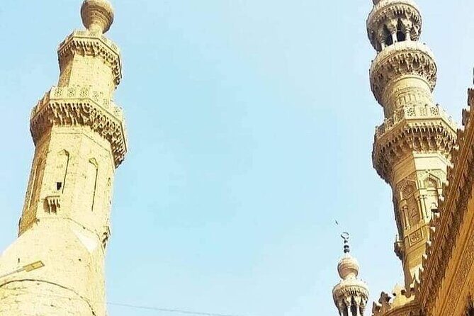 Private Walking Tour in ElMoez Street & Khan Elkhalili Market - The Buzz and Bustle of Khan el-Khalili Bazaar