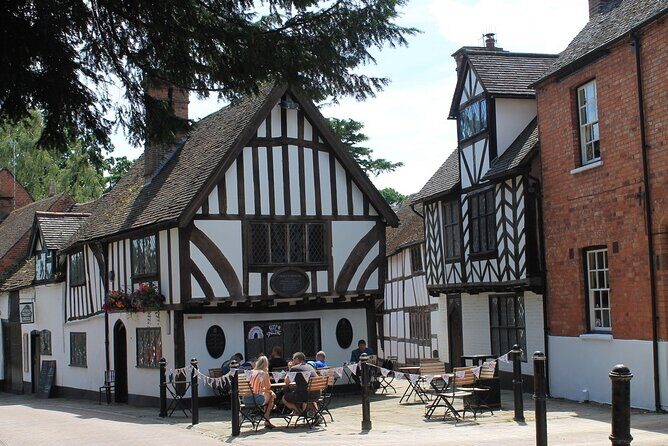 Private Walking Tour in Warwick - What You’ll See and Experience