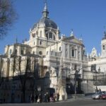 Private walking tour Madrid: Secrets and must - Starting at Plaza Mayor