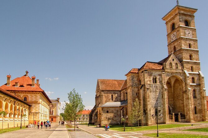 Private Walking Tour of Alba Iulia Citadel with Wine Tasting - Who Should Consider This Tour?