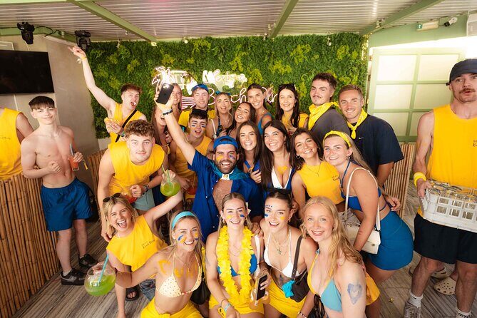 Pub Crawl in Cyclades - Who Will Love This Experience?