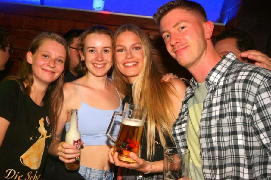 Pubcrawl Augsburg: Tour through best Bars and Clubs in Town - What Makes This Pub Crawl Stand Out