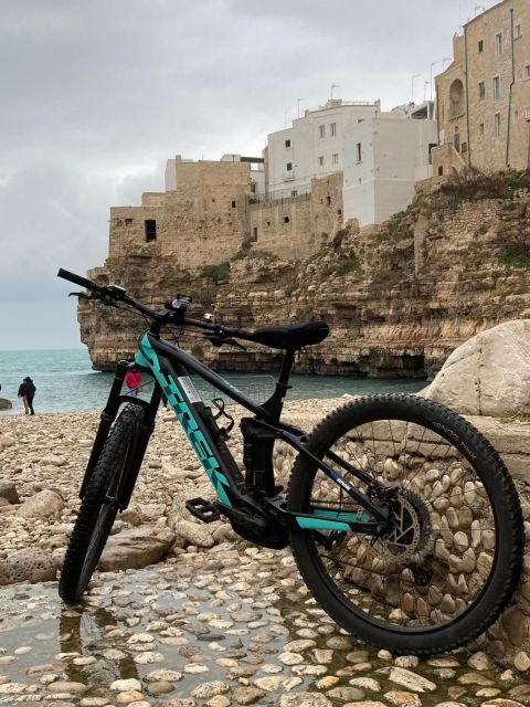 Puglia: rent e-bike. Self guided tours - What the Self-Guided Tour Includes