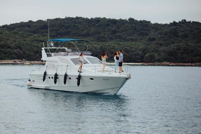 Pula: Half or Full day boat tour on yacht with skipper - The Experience in Practice