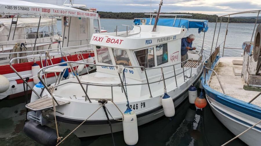 Punat-Public 3,5 h or 5 h trip to wild bays and Plavnik - The Boat and Its Comforts