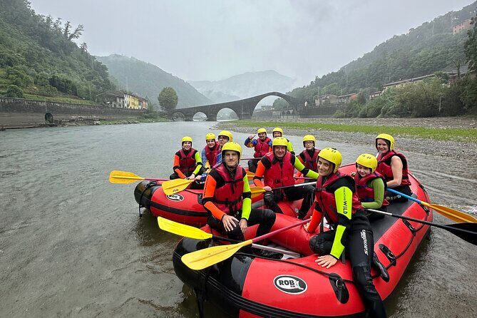 Rafting activity with family in Lucca - The Logistics: Timing, Transportation, and Group Size
