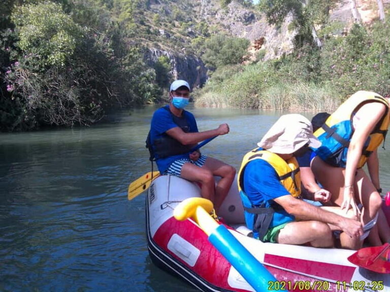 Rafting en Cañón de Almadenes y Cueva Abrigos Rupestres - Discovering the Almadenes Canyon and the Segura River