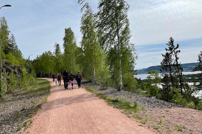 Railway walk along Old Drammen Line - Who Would Love This?